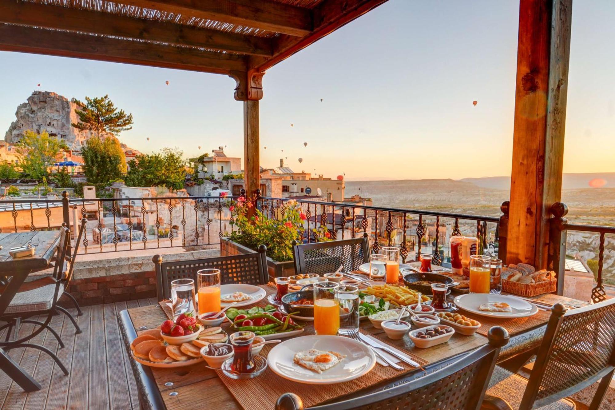 Vasil Cave Hotel Учисар Экстерьер фото