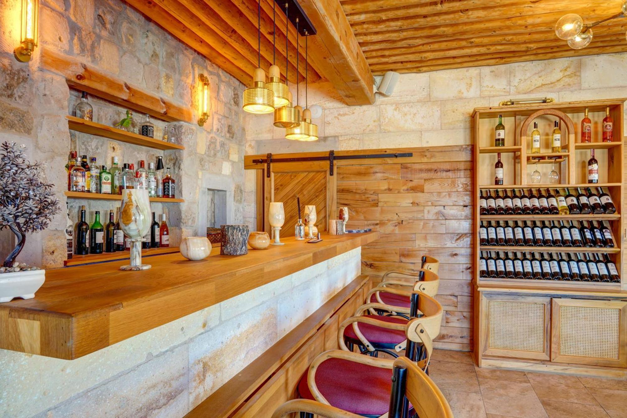 Vasil Cave Hotel Учисар Экстерьер фото