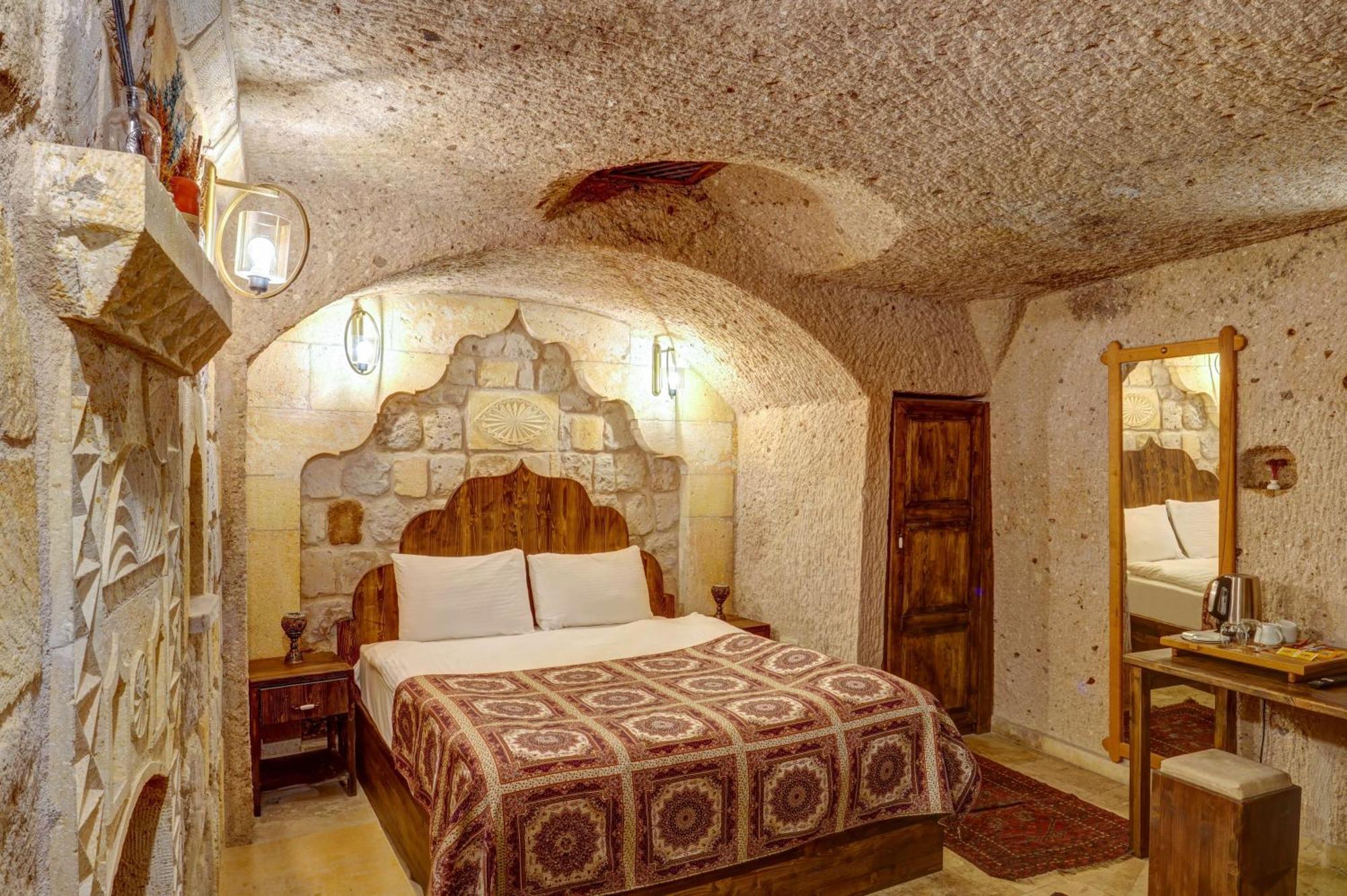 Vasil Cave Hotel Учисар Номер фото