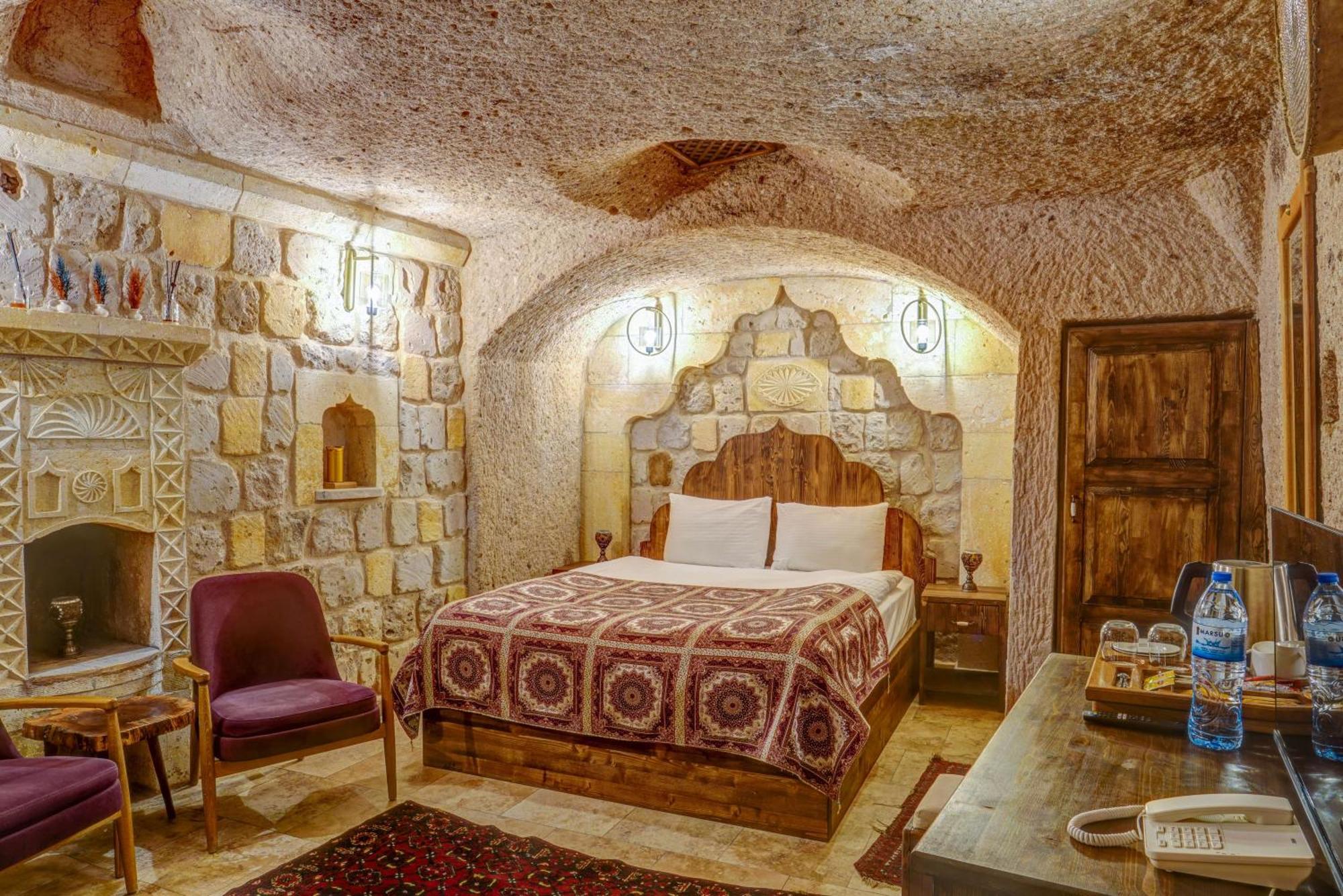 Vasil Cave Hotel Учисар Номер фото