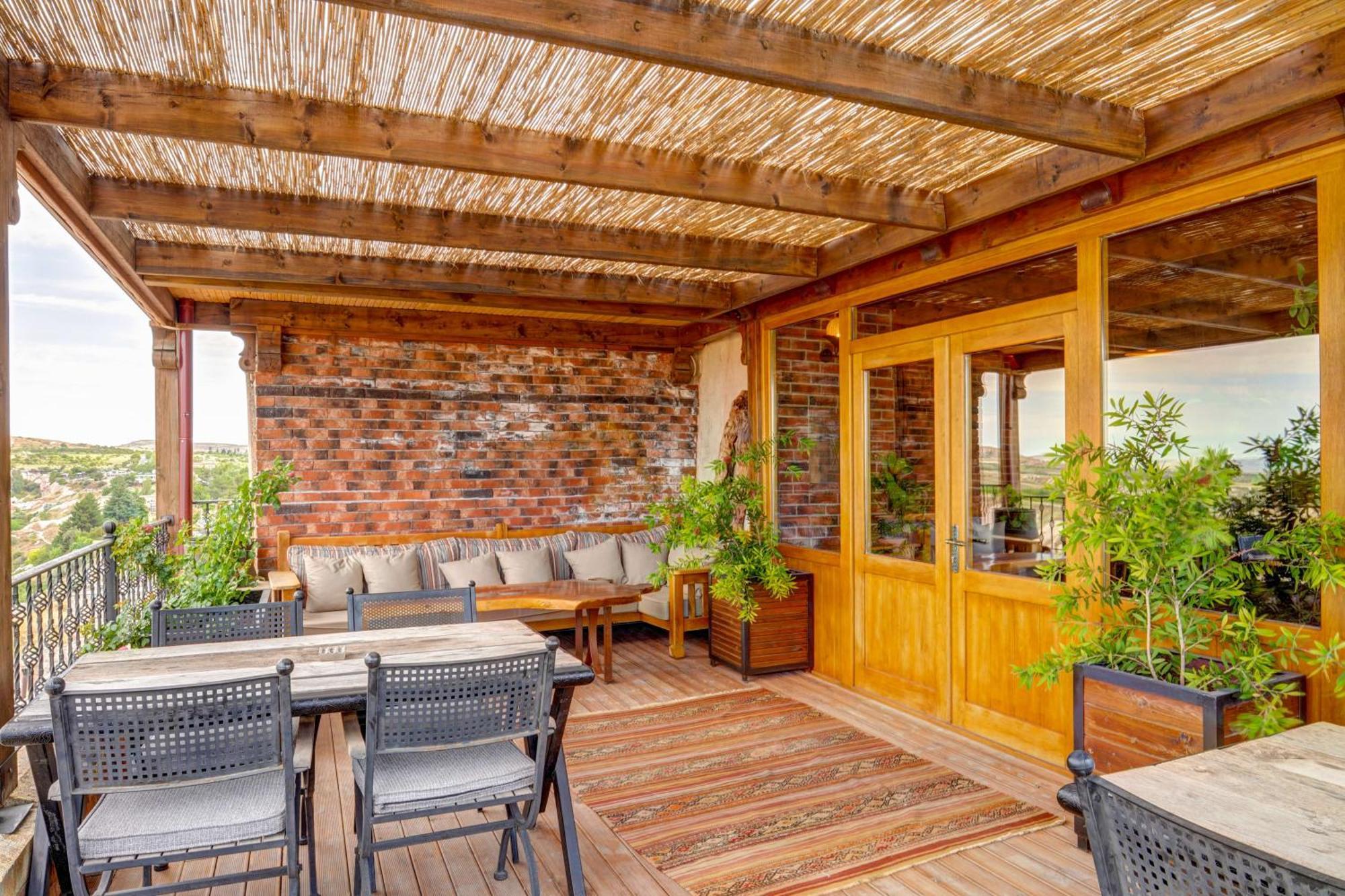 Vasil Cave Hotel Учисар Экстерьер фото