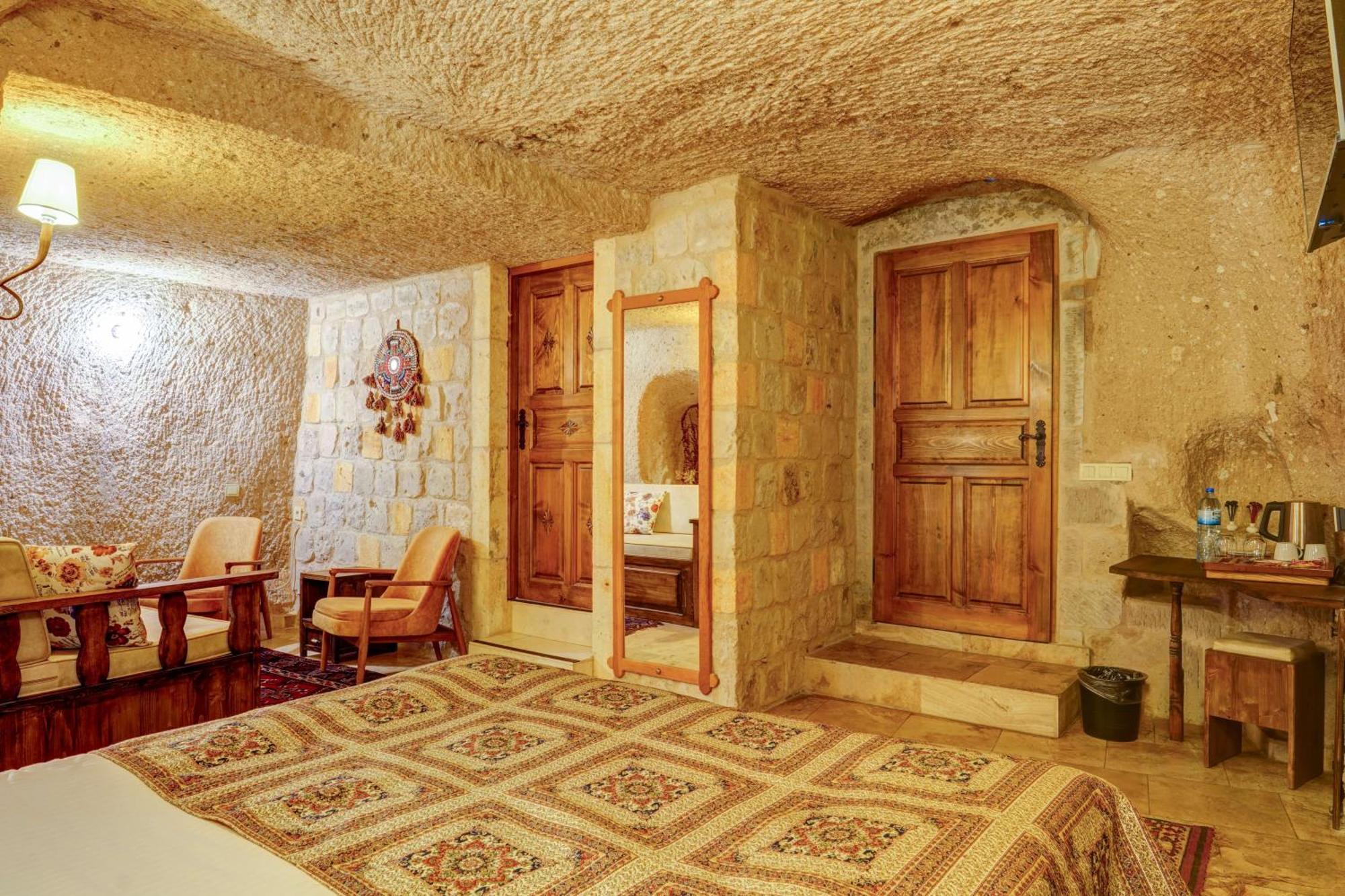 Vasil Cave Hotel Учисар Номер фото