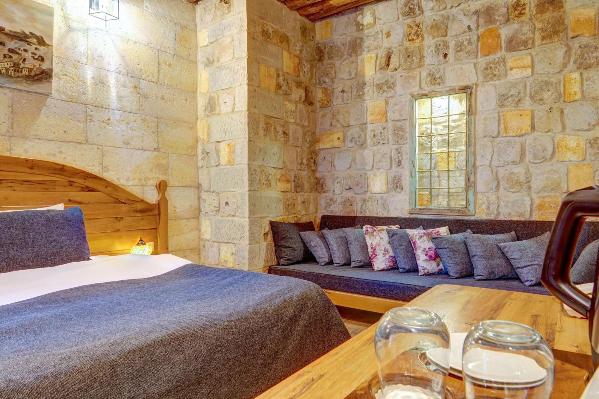 Vasil Cave Hotel Учисар Номер фото