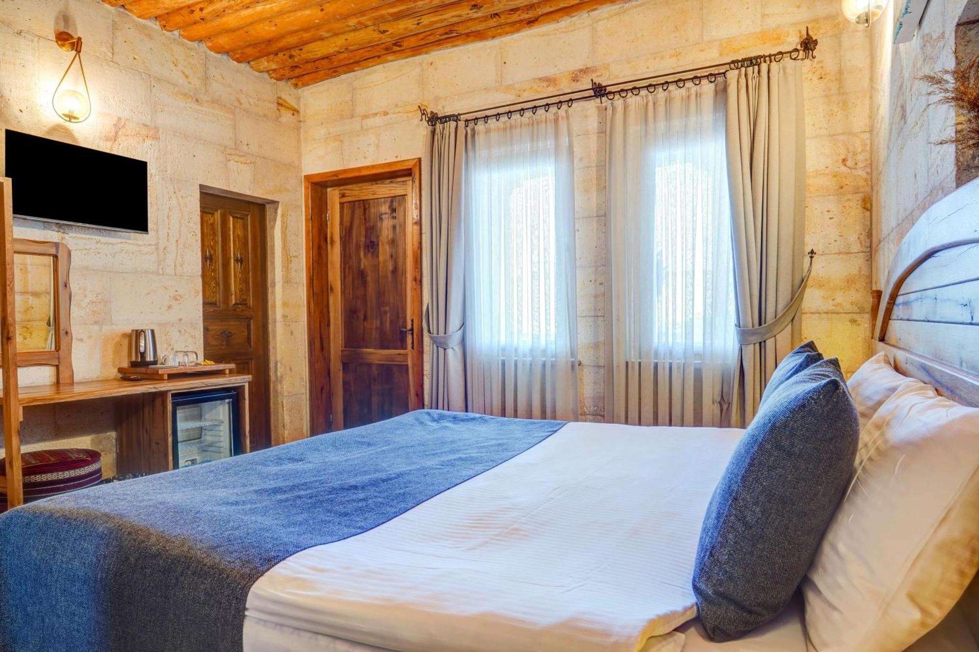 Vasil Cave Hotel Учисар Номер фото
