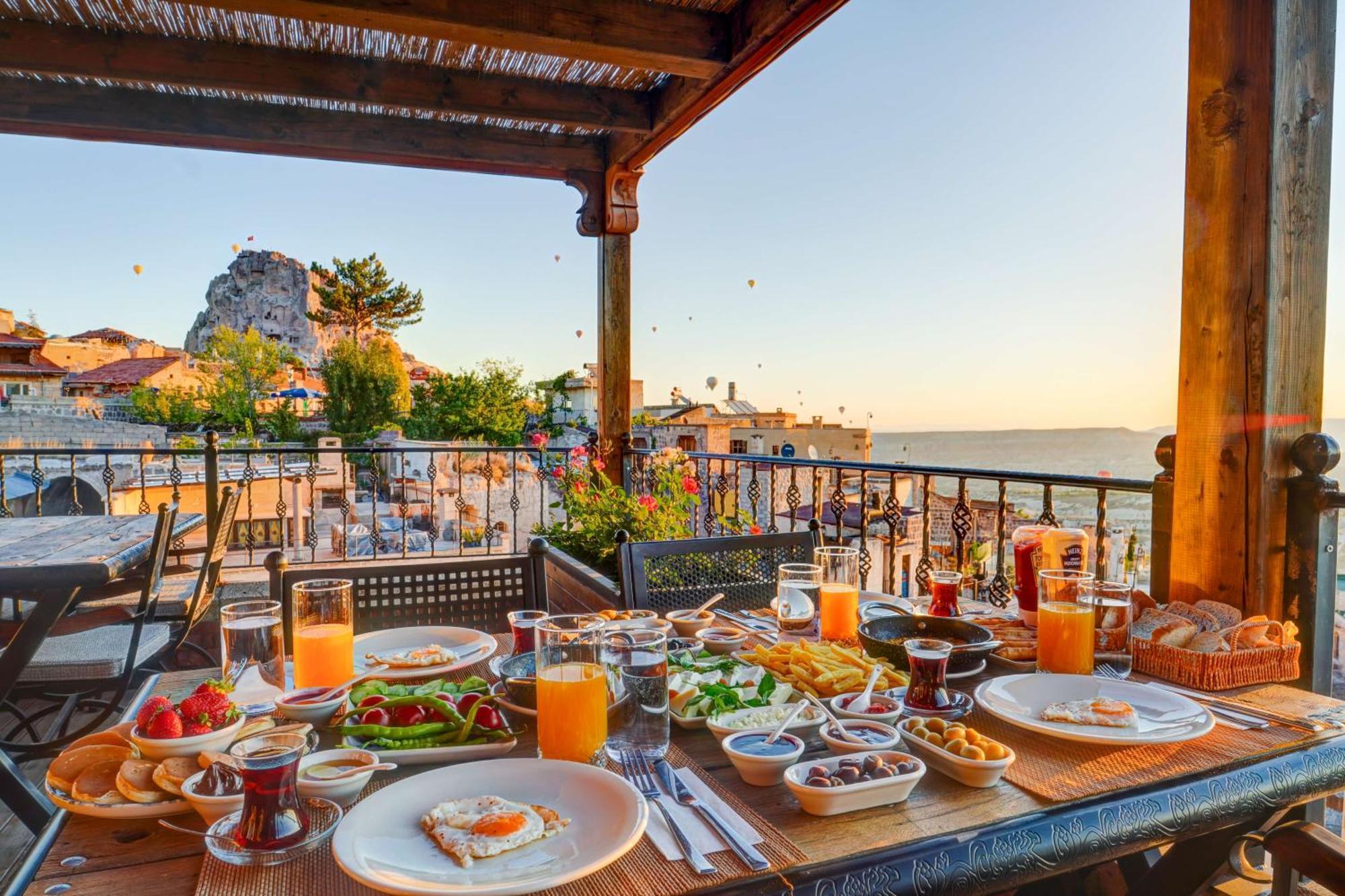 Vasil Cave Hotel Учисар Экстерьер фото